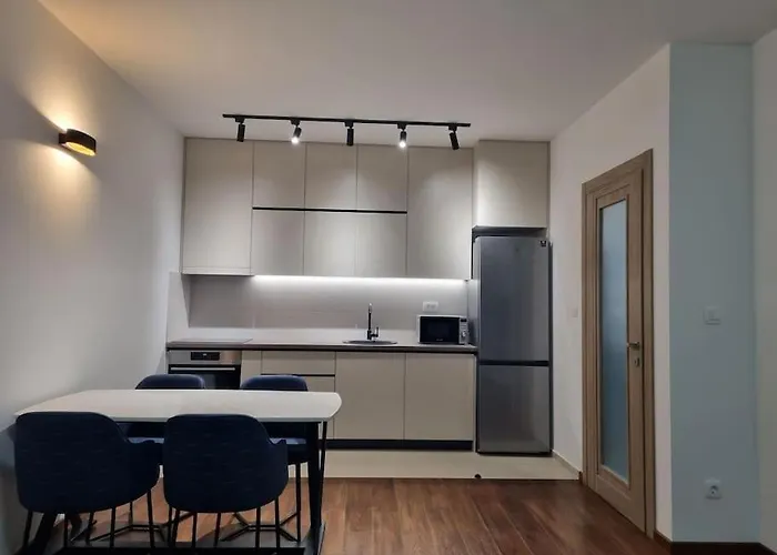 Daire Master Quart Modern Apt. 27 Podgoriçe